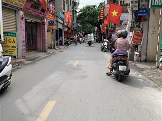 Duy nhất  phạm văn đồng  ở ngay  kinh doanh  ô tô ngủ trong nhà  42m2  hơn 10 tỷ  full