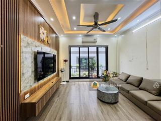 Nhà đẹp hoàng mai  ôtô 7 chỗ vào nhà kinh doanh 2 thoáng vĩnh viễn phân lô ngõ thông bàn cờ
