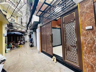 Siêu phẩm đống đa  7 tầng thang máy  ngõ thông  view hồ