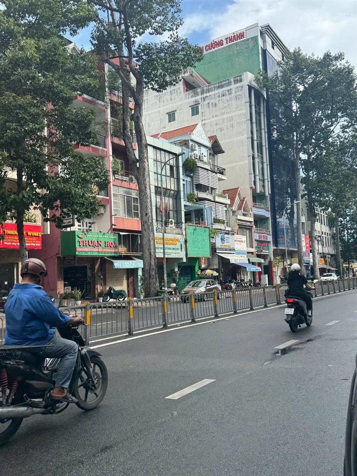 Bán nhà mặt tiền trần quang khải quận 1 diện tích 4.5x16m giá 32 tỷ tl hđt 16tr/th