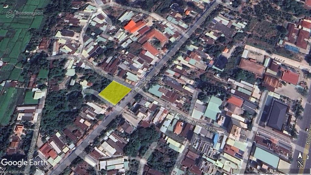 Bán lô đất mặt tiền khủng 30m trần hưng đạo, trung tâm tp. tây ninh