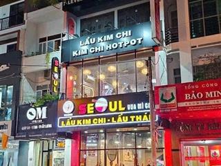 Cho thuê mặt bằng kinh doanh nguyễn trãi, dt 100m x3 tầng, mặt tiền 7m, đoạn đẹp cạnh royal city
