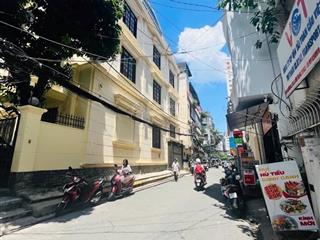 Ngay hutech, chdv 13 phòng, dòng tiền sẵn 90tr/tháng, đường 10m, 80m2, giá 22tỷ