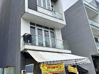 Nhà chính chủ quận 5 hẻm 7m 4 tầng ở, cho thuê đều tốt giá 10 tỷ