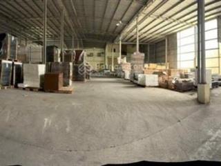 Bán tổ hợp toà nhà chuyên gia + kho xưởng 14.689m2 tại Bắc Tân Uyên, 2 mặt tiền, dòng