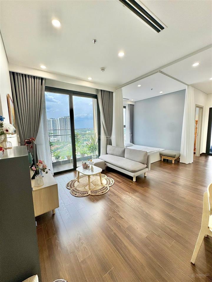 Chính chủ bán cắt lỗ căn 2 ngủ, 2 vệ sinh + 1 tòa s2 dt 64,6m2 giá 4,3 tỷ bao phí (giá chuẩn)