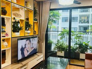 Chính chủ cần tiền bán gấp 2pn+ toà s302 2511 64m2 vinhomes smart city. giá 5.1 tỷ bao phí