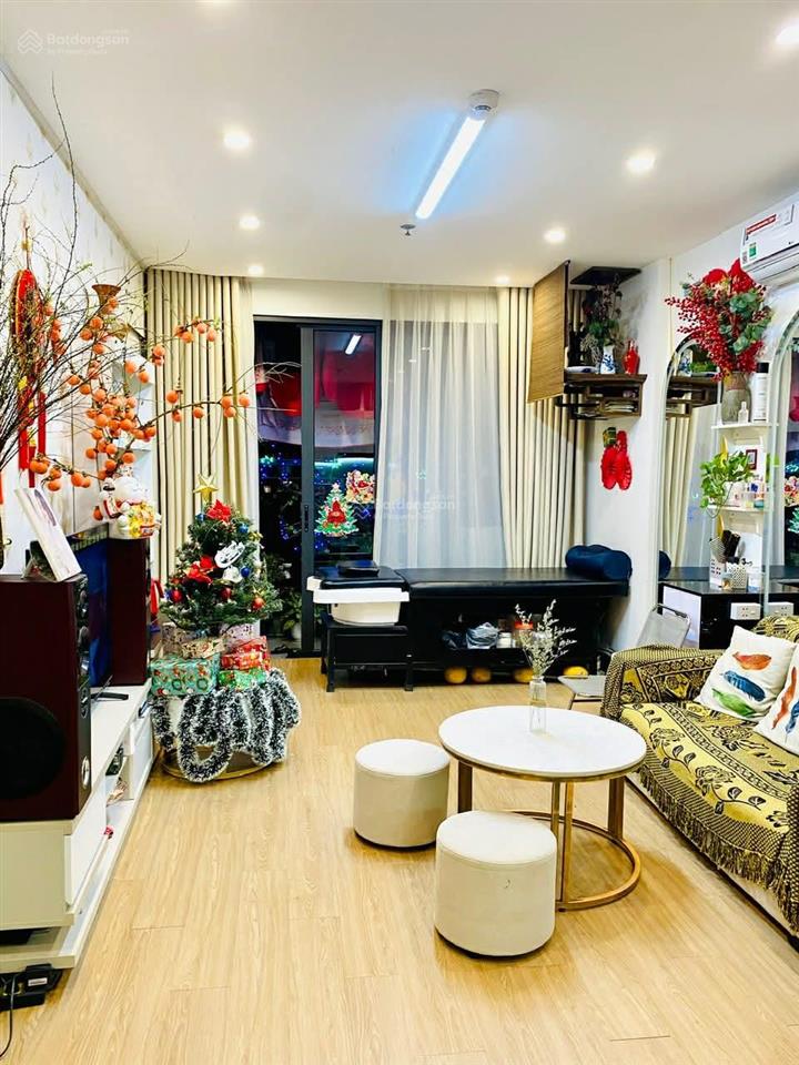 Chính chủ cần tiền bán gấp 1pn+ toà s205 2209 43m2 vinhomes smart city. giá 3.5 tỷ bao phí