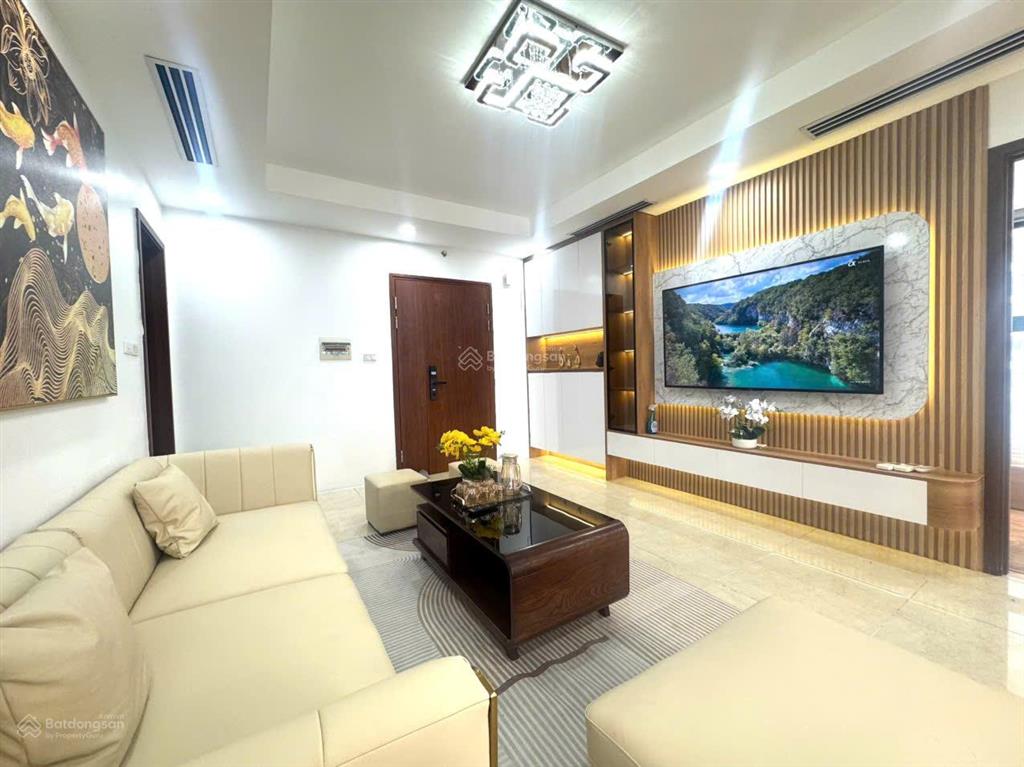 (giá siêu tốt) hà nội centerpoint đ2 80m2 3pn2wc tbđn nội thất cao cấp sổ đỏ. giá 8,6 tỷ