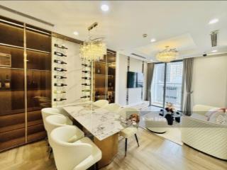 Chủ bán gấp định cư căn hộ chung cư tại the marq, giá tốt chỉ với 2,36 tỷ, 65m2, 2pn, 2wc, q1, hcm