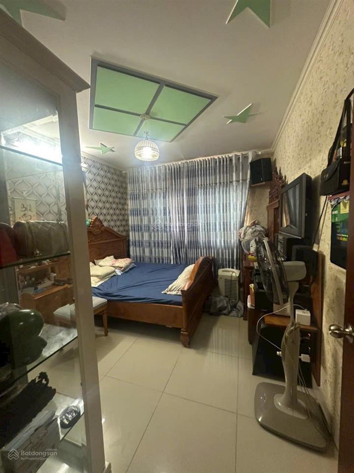 Chính chủ bán căn hộ võ đình ,q12 ,2pn, sổ sẵn