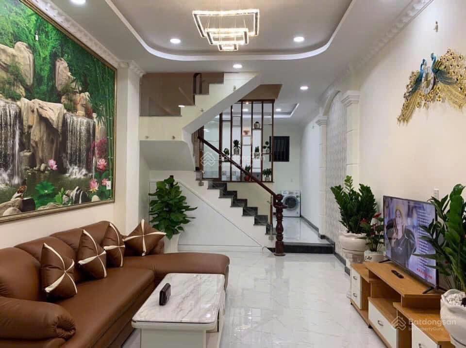 Bán nhà hẻm xe tải tô hiến thành p14 quận 10,dt 5 x 20m1trệt 2 lầu sân thượng ( nở hậu ), giá 18 tỷ