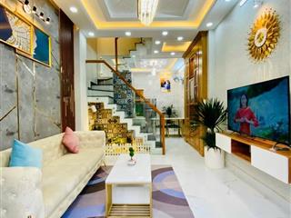 Bán nhà hẻm 2 đường số 7 p4 q3 dt 3x9  1 trệt 2 lầu st  giá 5.8 tỷ