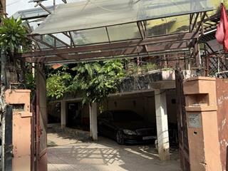 Định cư mỹ cần bán gấp biệt thự sân vườn trung tâm quận bình thạnh, sổ hồng pháp lý đầy đủ