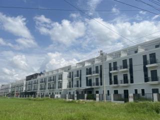 Hot xem trực tiếp check !!! lộc phong thuỷ đất thổ mặt tiền hậu nghĩa, đức hòa, long an 252m2