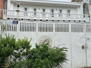 Giảm giá sâu nhà hxh 1 sẹc lũy bán bích, hẻm thông , dtsd 209m2, 10 tỷ ( còn tl )