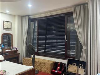 Bán nhà nguyễn văn huyên cầu giấy dt56m 5t mt4m giá 17.9 tỷ kinh doanh sầm uất gần phố