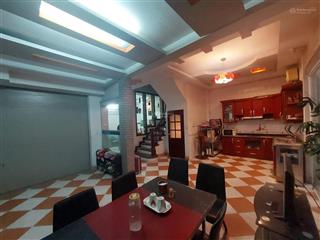 Bán nhà nguyễn khánh toàn dt106m2, 5t, mt 10m, giá cực tốt 13.5tỷ, ngõ thông ôtô qua nhà
