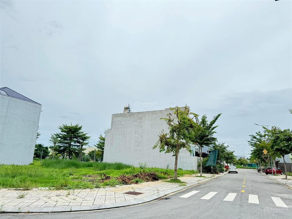 Tặng lộc 50tr đất tại đường 30/4, 850 triệu, 100m2, bến cát, bình dương,full thổ cư,shr
