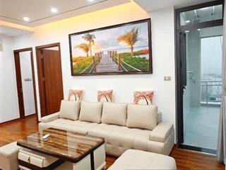 Hiếm  nhà thuỵ phương 5 tầng 40m2 lô góc  ô tô đỗ cửa  gần ô tô tránh, ngõ thông  sổ xịn ko qh