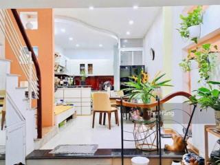 Hiếm  nhà thuỵ phương 5 tầng 40m2 lô góc  ô tô đỗ cửa  gần ô tô tránh, ngõ thông  sổ xịn ko qh