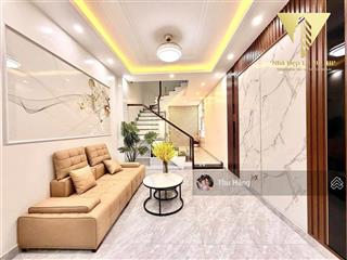 Nhà phạm văn đồng 104m2 5m mt gần phố  kinh doanh  ngõ rộng  3 bước ra đường lớn  giá siêu đt