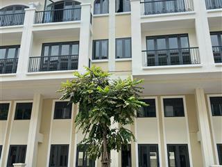 Nhà phố sen nsg hướng đông dt 5x12, giá tốt nhất 6,8tỷ, nhận nhà và sổ hồng ngay, vay nh 70%
