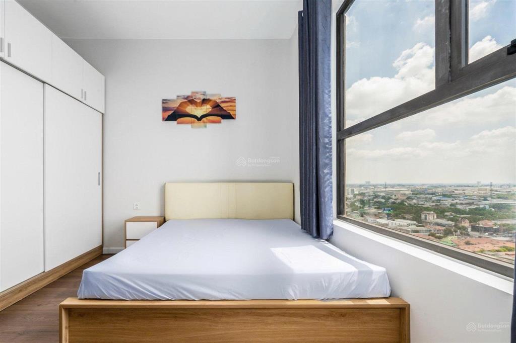 Thuê ngay căn hộ 2pn2wc 5tr nhà trống tại opal skyline 0358 117 ***
