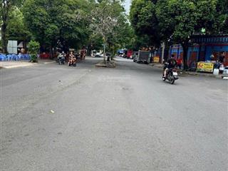 Cho thuê nhà nguyên căn phường bình trưng đông, 5x24m, 4 tầng, 5 ngủ, 5wc đường rộng 20m