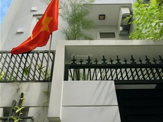 Trần quang diệu  quận 3  2 mặt hẻm cạnh ô tô  70m2  4 tầng