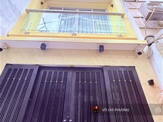 Nhà mới xây  nguyễn đình chiểu  quận 3  hẻm xe hơi 5m  4 tầng btct  hoàn công đủ