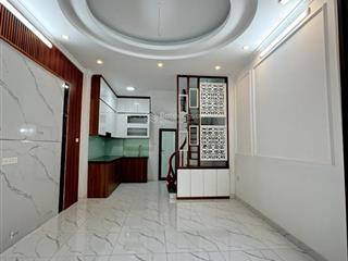 Bán nhà lĩnh nam mới cứng gần oto ngõ nông 30m 5tầng nhỉnh 6tỷ