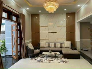 Bán nhà mặt tiền đường lý thái tổ  3.7x23m vị trí ngay trung tâm quận 3  giá tốt chỉ 28 tỷ tl