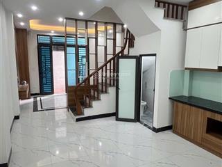 Phân khúc 6 tỷ phú lương hà đông 38m2 5 tầng xây mới 3 thoáng, 70m ra ô tô, lô góc, nhà đẹp 6 phòng