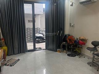 Bán nhà riêng trần hưng đạo , phường 5 , quận 5 dt 52m2 giá 2 tỷ 200 triệu (tl) sổ hồng riêng