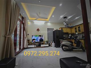 Chính chủ bán nhà biên giang lô góc đủ nội thất có chỗ để oto chỉ 4 tỷ 1  0972 295 ***