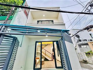 Kẹt tiền bán nhà đường oto ở ngô gia tựp4q10.giá 2tỷ880/71,1m2, cho thuê 20tr,gần trường tiểu học