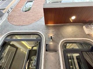 Cần bán nhà hẻm 6m ở đ.bùi hữu nghĩap2bình thạnh. giá 3tỷ090/71,5m2, cho thuê 20tr/th giáp quận 1