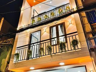 Tôi bán nhà đường oto ở phan đăng lưup7bình thạnh.giá 4tỷ460/80m2, cho thuê 26tr/th gần ngân hàng