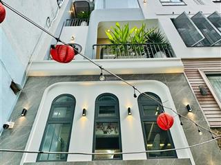 Cô hoa bán nhà đường oto ở thạch thị thanh  p. tân định  q1. 72m2 cho thuê 28tr gần cv