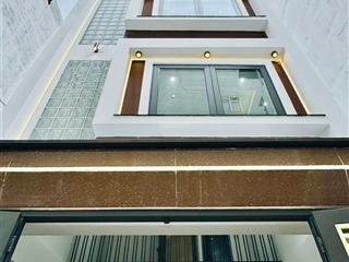 Bán nhà đường oto 6m lý thường kiệt  p8  tân bình. dt 71,5m2 cho thuê 20tr thông ra cmt8