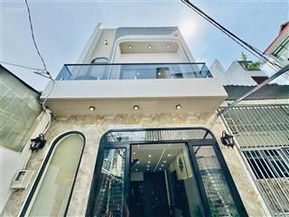 Nhà ngộp cần bán đường oto trần minh quyềnp10q10. giá 2tỷ950/70m2 cho thuê 20tr gần ga sài gòn