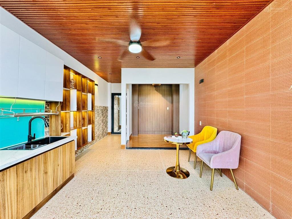 Bán gấp nhà riêng chính chủ nguyễn trung ngạn  q1 gần cầu ba son. 69,6m2 cho thuê 25tr