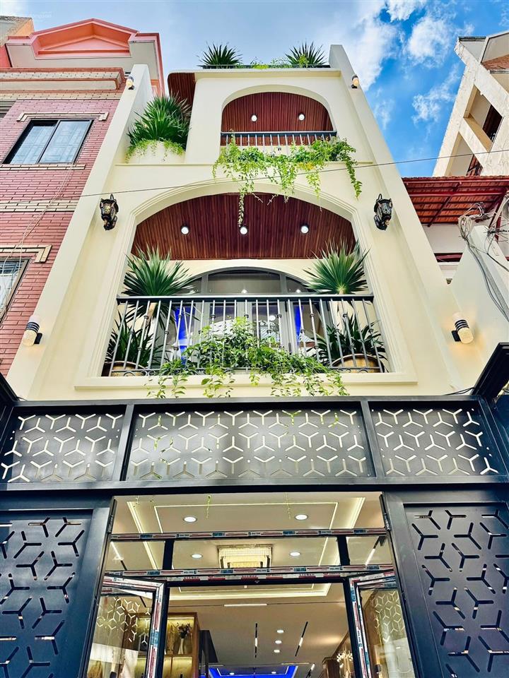 Cần bán gấp nhà đường oto trần huy liệup11phú nhuận. chỉ 4tỷ2/79m2 gần trường tiểu học, thuê 24tr