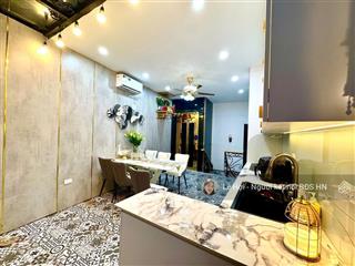 Đẳng cấp phố phương mai  đống đa, 38m2 thiết kế thang máy, 5 tầng 4 ngủ với nội thất hiện đại