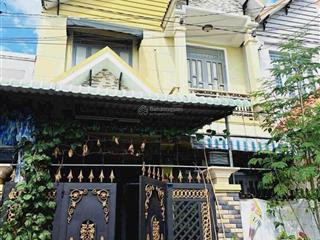 Cần tiền bán gấp nhà 100m2 hoàng phan thái, xã bình chánh, tp.hcm