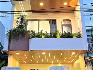 Nhà đẹp đường 6m nguyễn trọng tuyển  phú nhuận. đang cho thuê 22tr. gần học viện hàng không