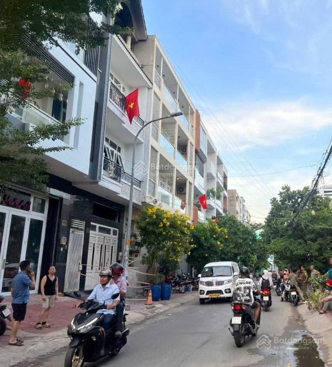 Nhà có sổ đường 6.2m đặng thùy trâm  bình thạnh.3tỷ760/84.1m. cho thuê 25tr. gần cầu bình lợi