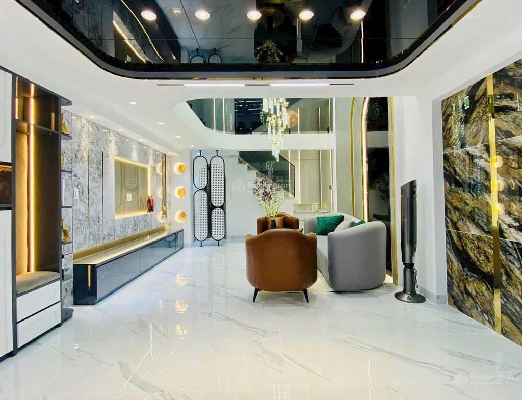 Nhà có sổ đường 6.2m đặng thùy trâm  bình thạnh.3tỷ760/84.1m. cho thuê 25tr. gần cầu bình lợi