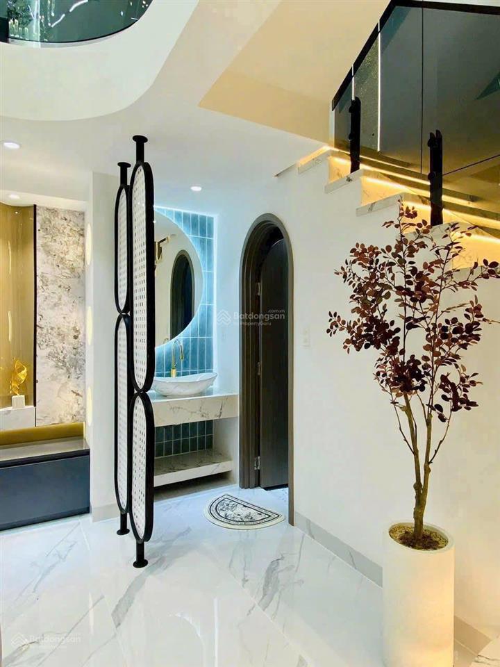Nhà có sổ đường 6.2m đặng thùy trâm  bình thạnh.3tỷ760/84.1m. cho thuê 25tr. gần cầu bình lợi